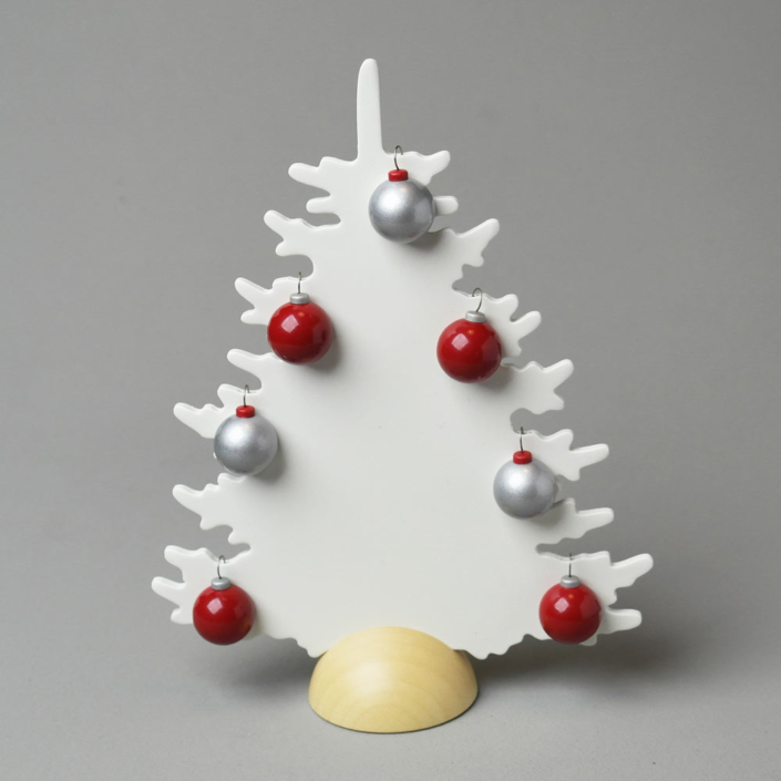 Tannenbaum weiß mit Kugeln